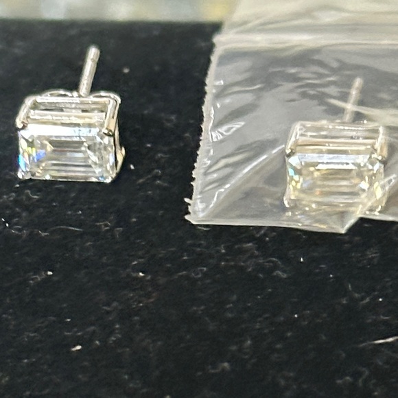 Moissanite Jewelry - NIP Moissanite 2.0 ct Emerald Cut Stud Earrings. Retail $399.00